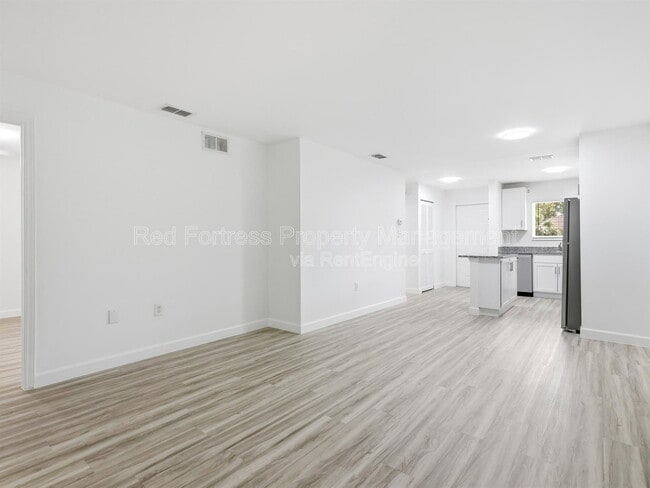 Photo - 11931 Palm Bay Court Unit 202