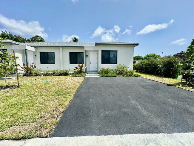 Building Photo - 2375 NW 105th St Unit .