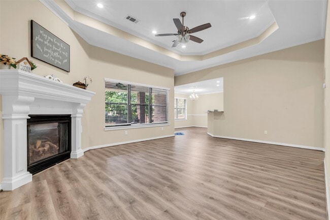 Photo - 1841 Rollingwood Dr House