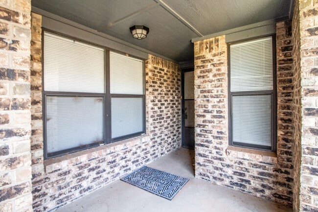 Photo - 15 Wagnon Dr