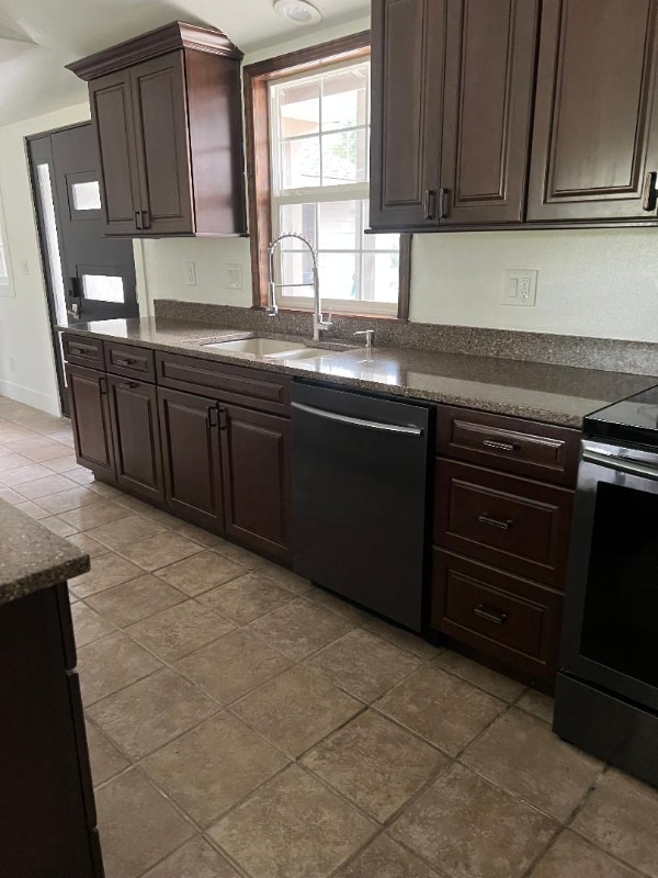 Photo - 23720 Locust Wy