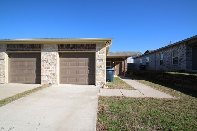 Photo - 3217-3219 Karen St. Unit 3219