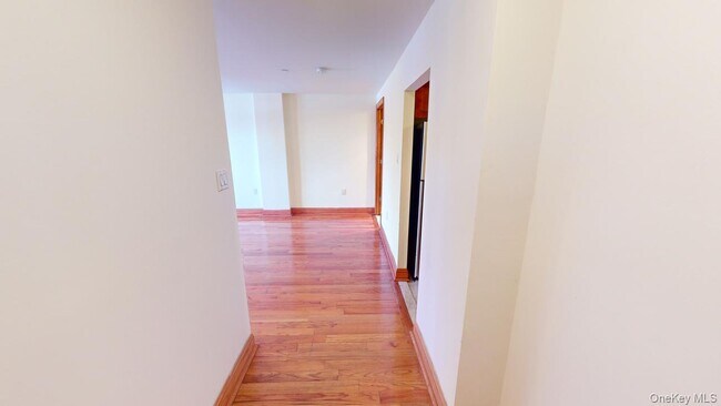 135-23 82nd Ave Unit 3E
