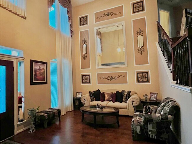 Photo - 2714 Lake Villa Dr