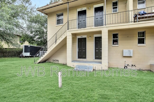 Building Photo - 1580 W 19th St Unit #2 Rental