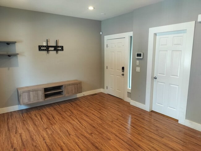 Photo - Modern 3 Bed 2.5 Bath Lehi Townhome Near Thanksgiving Point | 2-Car Garage