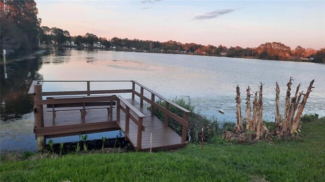 Photo - 62 Burbank Dr