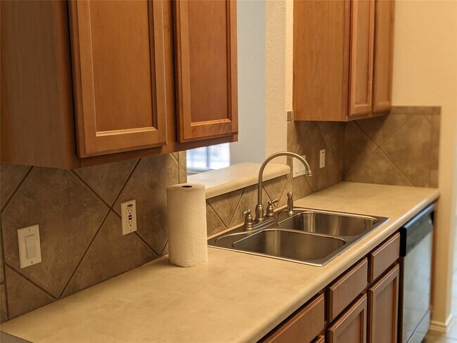 Photo - 16100 S Great Oaks Dr Unit 2303