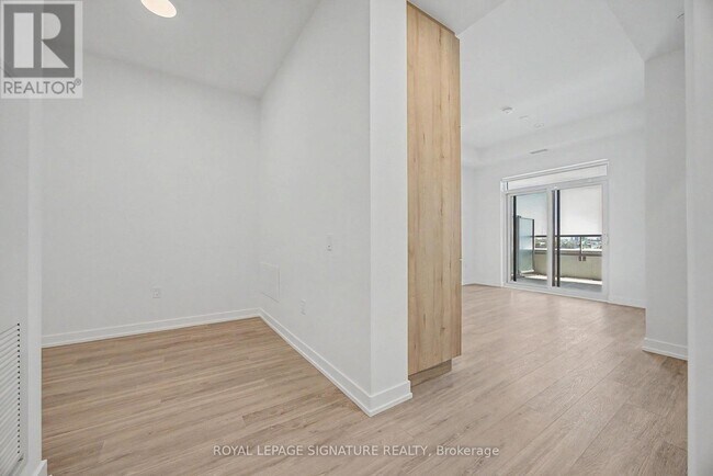 Photo - 21 Meadowvale Rd Unit 301