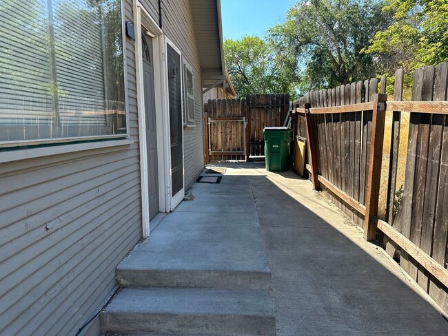 Photo - 1528 Wilford Ave