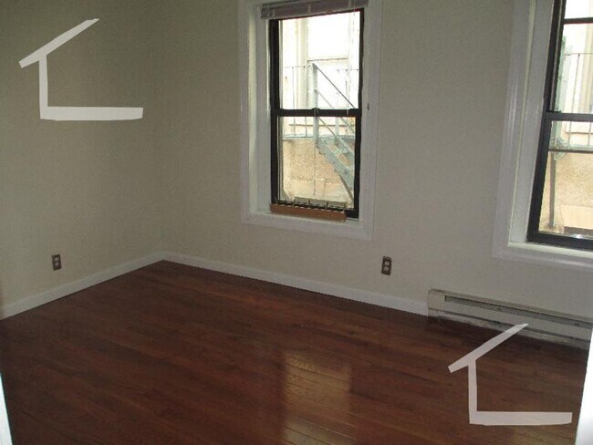 Photo - 2BR 1Bth unit. Heat/Hot Water included. Laundry in building