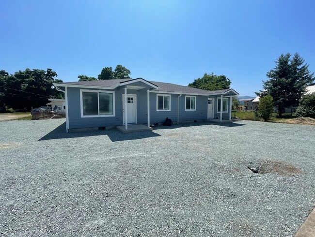 Photo - Brand new Apartment in Riddle Unit A