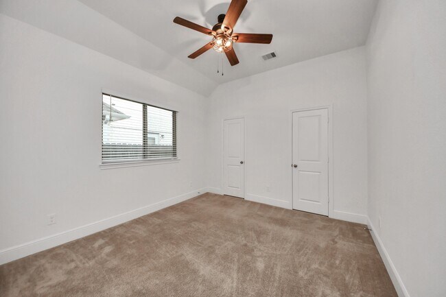 Photo - 14807 Providence Manor Way
