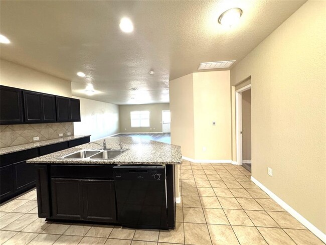 Photo - 1429 Maier Dr