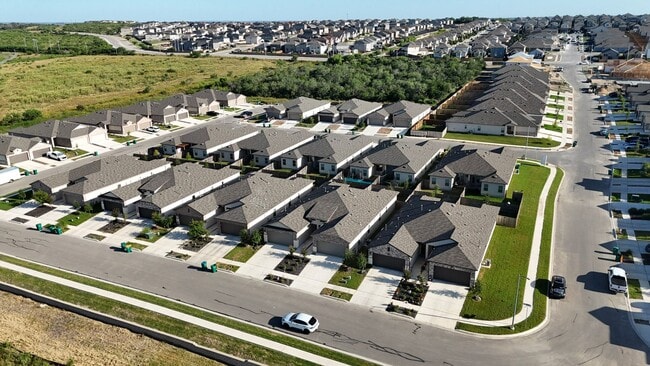 Photo - 9306 Unidad #2