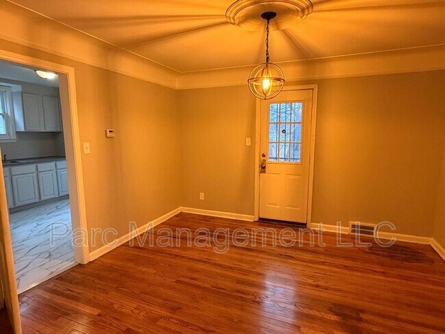 Photo - 16529 Pinehurst St