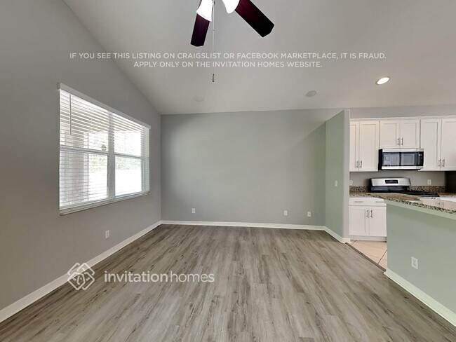 Photo - 3909 101st Ave E