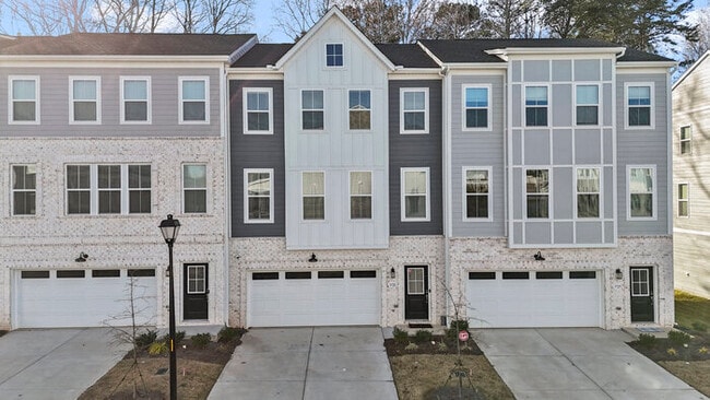 Beautiful Townhome with 3 bedrooms, three ... - Beautiful Townhome with 3 bedrooms, three ...