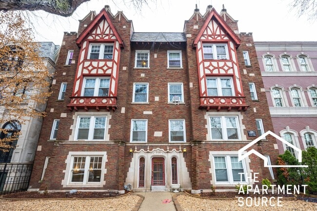 Photo - 2129 N Dayton St Unit 304