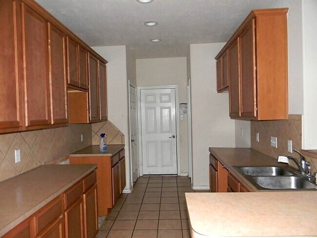 Photo - 11520 Jacinth Ct
