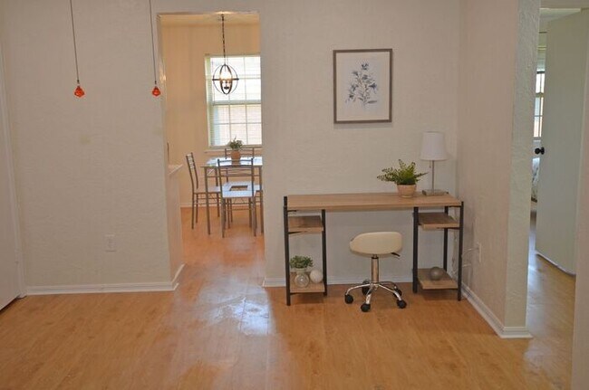 Photo - 2 Bed 1 Bath with Patio