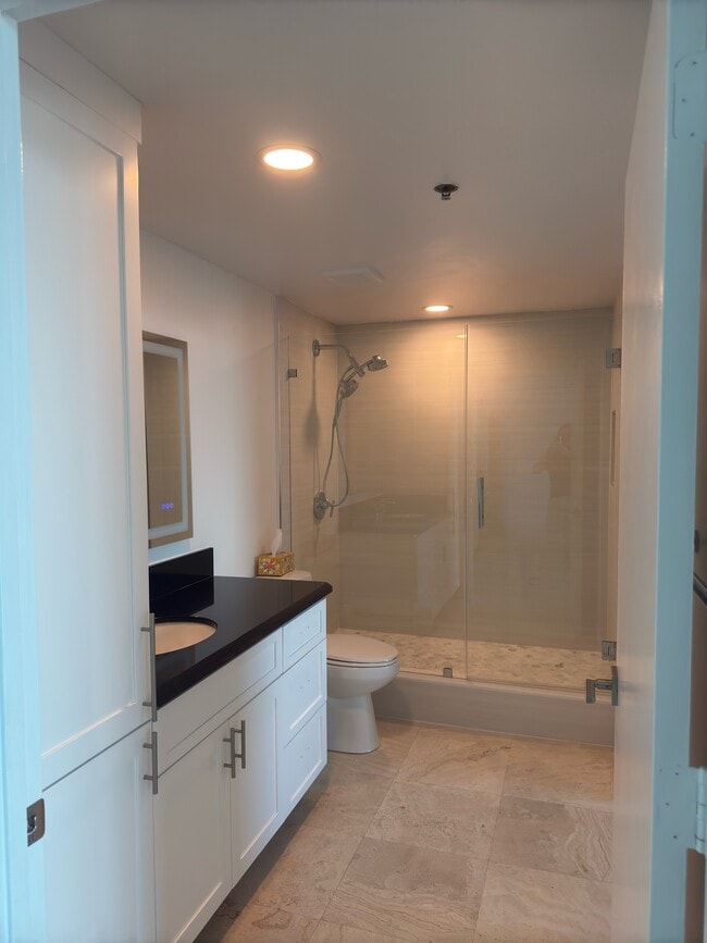 Photo - 1401 SW 22nd St Unit Coral Sea View - 1003