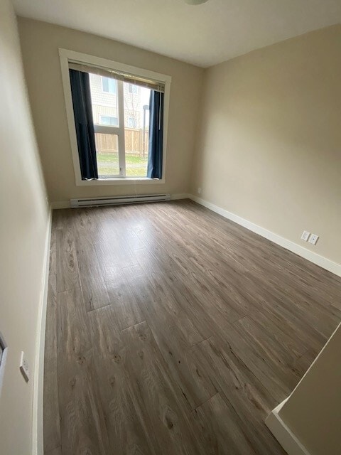 Photo - 11004-11102 102 Ave