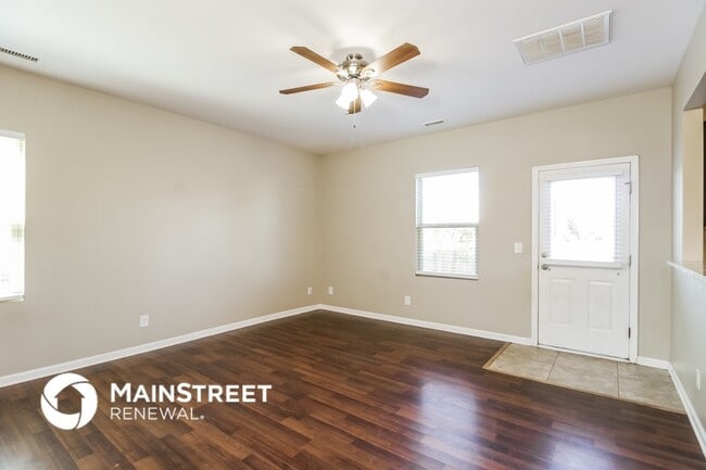 Photo - 641 Hastings Road