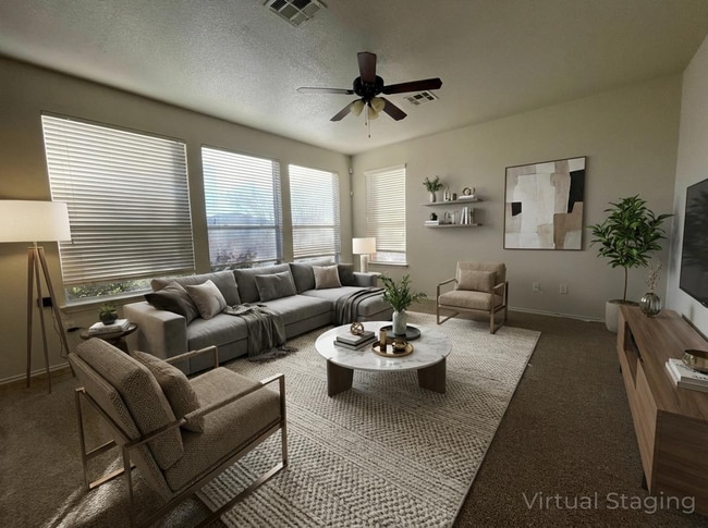 Building Photo - 4902 Golden Gate Dr