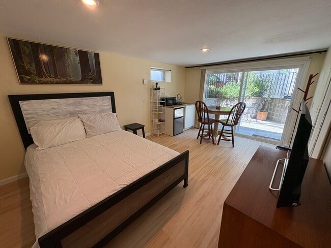 Photo - 4 Miramar Ave Unit Garden Studio