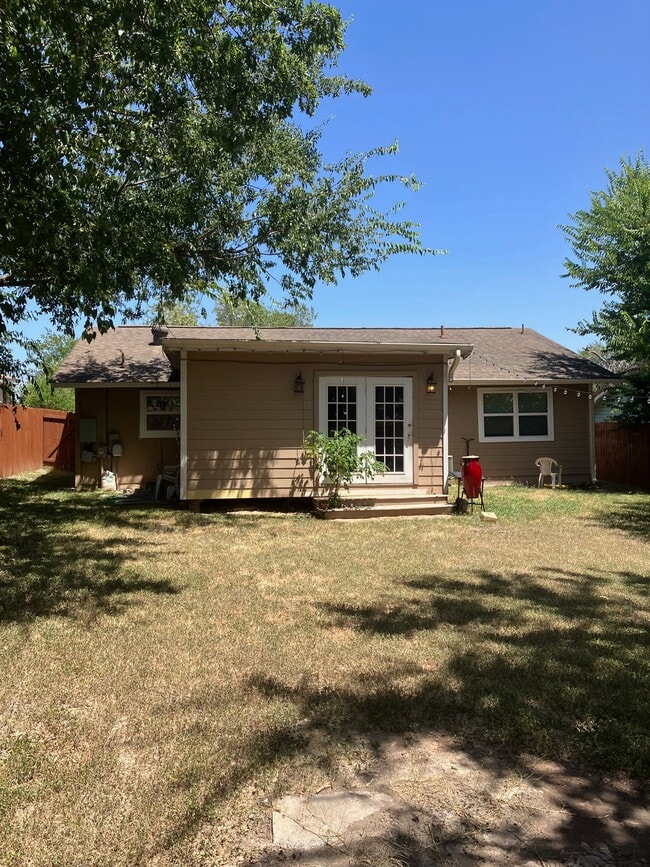 Photo - 6902 Colony Park Dr