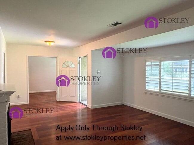 158 Cameo Dr
