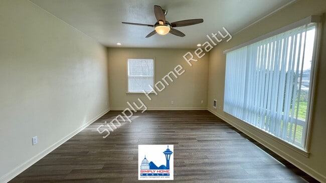 Photo - Cute 3 bedroom 2 bath home in Tacoma!