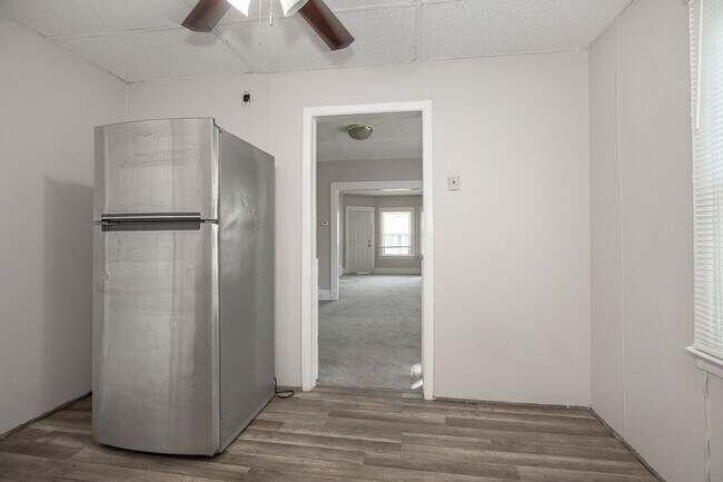 Photo - 2962 E 66th St Unit Upper