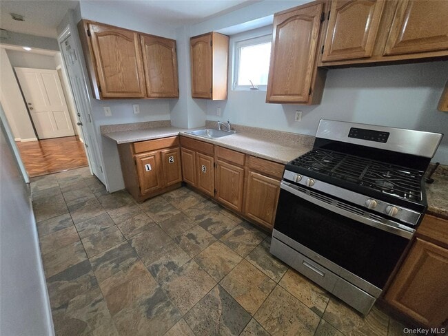 Photo - 115-29 198th St