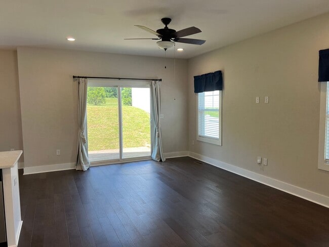 12 Sycamore Ridge W