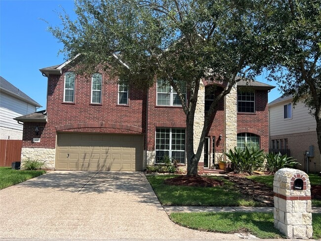 Photo - 411 White Oak Pointe Dr Rental
