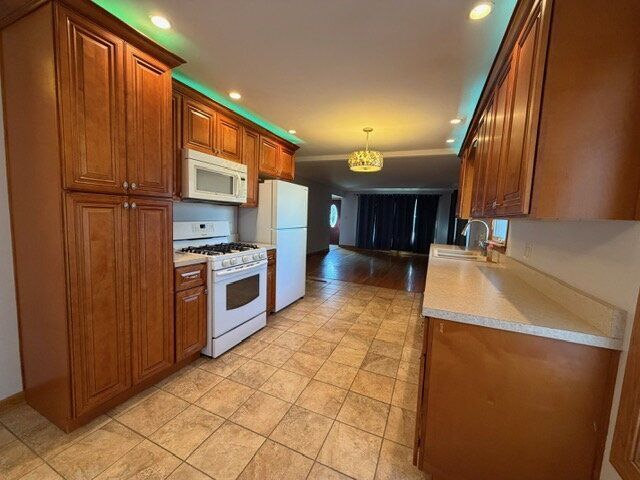 Photo - 9229 27th Ave