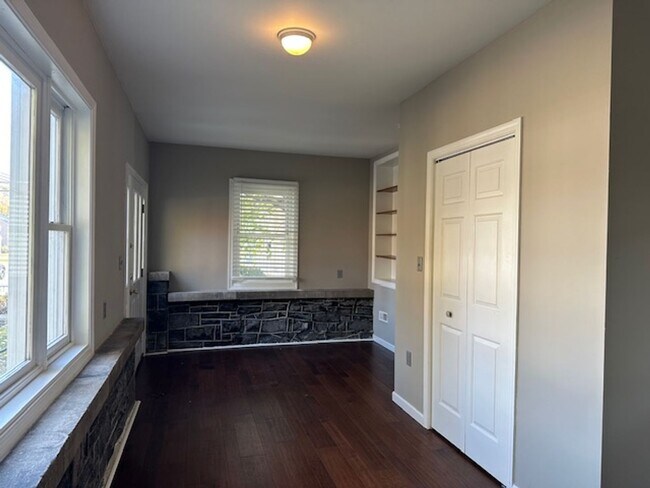 Photo - 3005 Market St