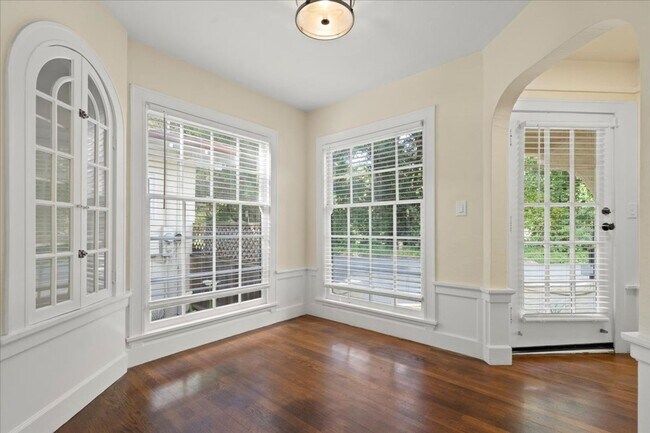 Photo - Very Private Palo Alto 2 Bedroom 2 Bath