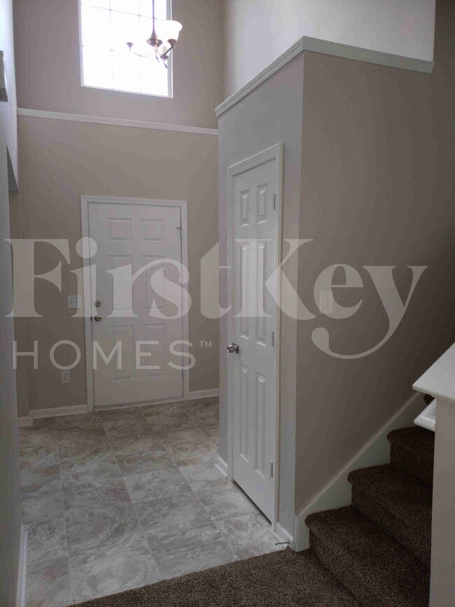 Photo - 3760 Thornaby Cir