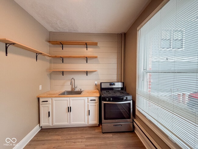 Photo - 1717 N Talbott St