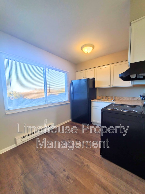 Building Photo - 2642 E Ocean View Ave Rental