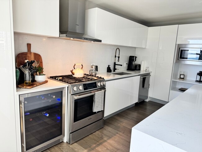 Photo - 400 E Randolph St Unit 1310