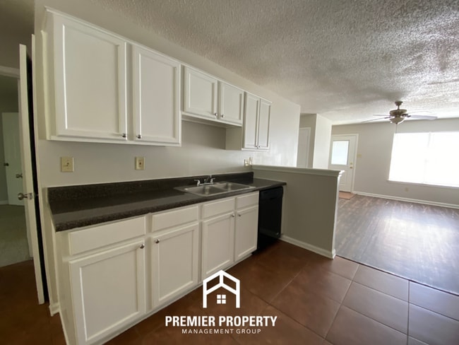 Photo - 4448 Kings Valley Cove W