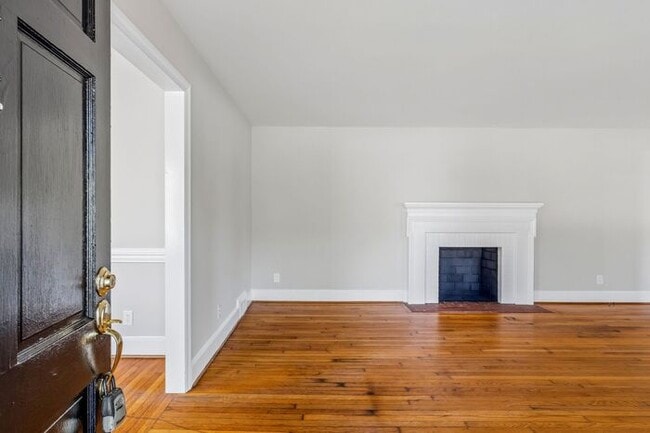 Photo - NW - Large Brick Ranch, Updated, Hardwoods, LR, DR, Den, Two Decorative Fire Places, Fenced, Stor...