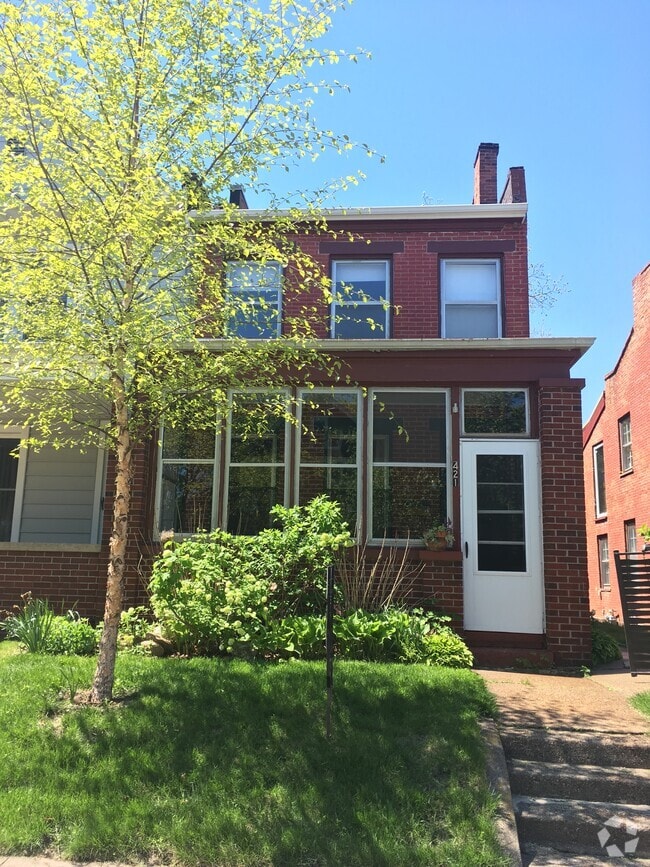 Building Photo - 421 Summit St Rental
