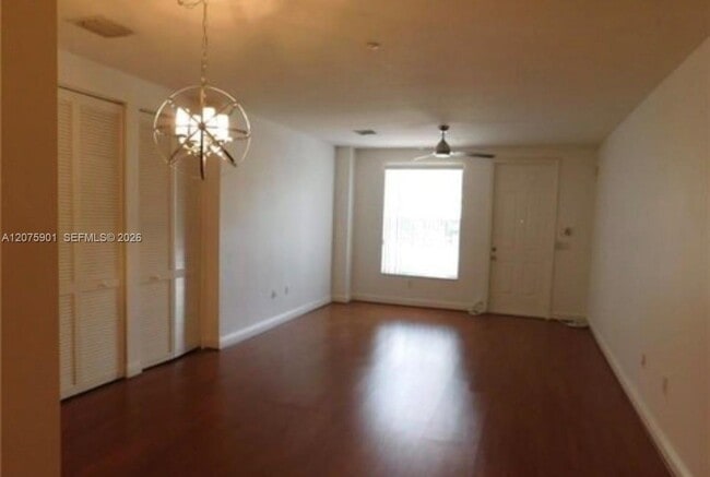 Building Photo - 332 SW 14th Ave Unit 332