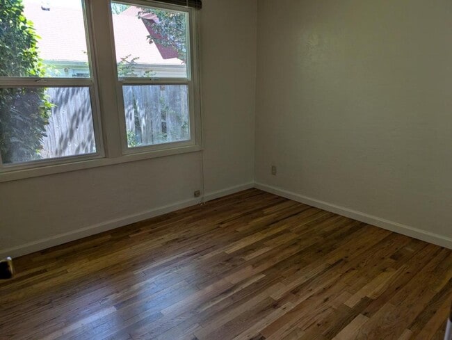 Photo - 2055 NW Beca Ave