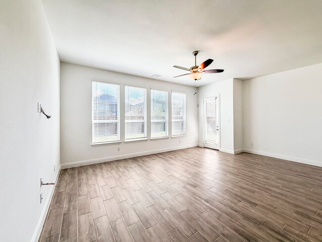 Photo - STUNNING 5 BEDROOM 4 FULL BATH HOME